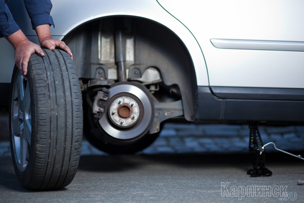 Госдума поддержала законопроект о штрафах за автомобильные шины не по сезону